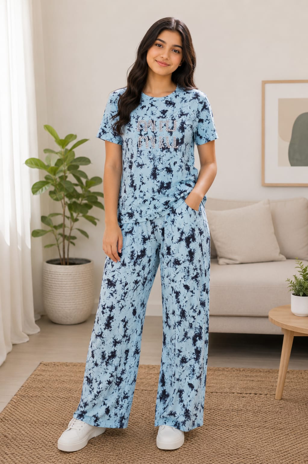 LADIES FANSY TROUSER SUIT